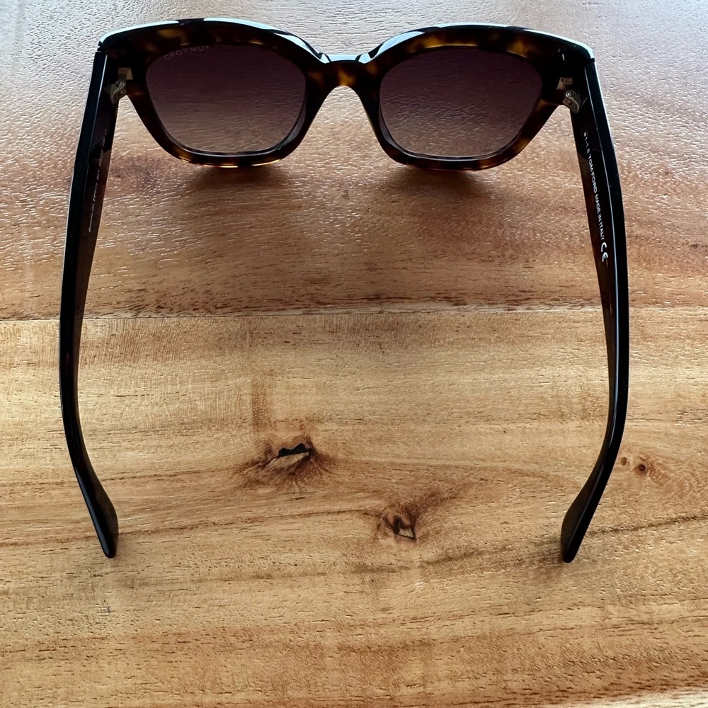 Tom Ford Black Sunglasses - Picture 6 of 8
